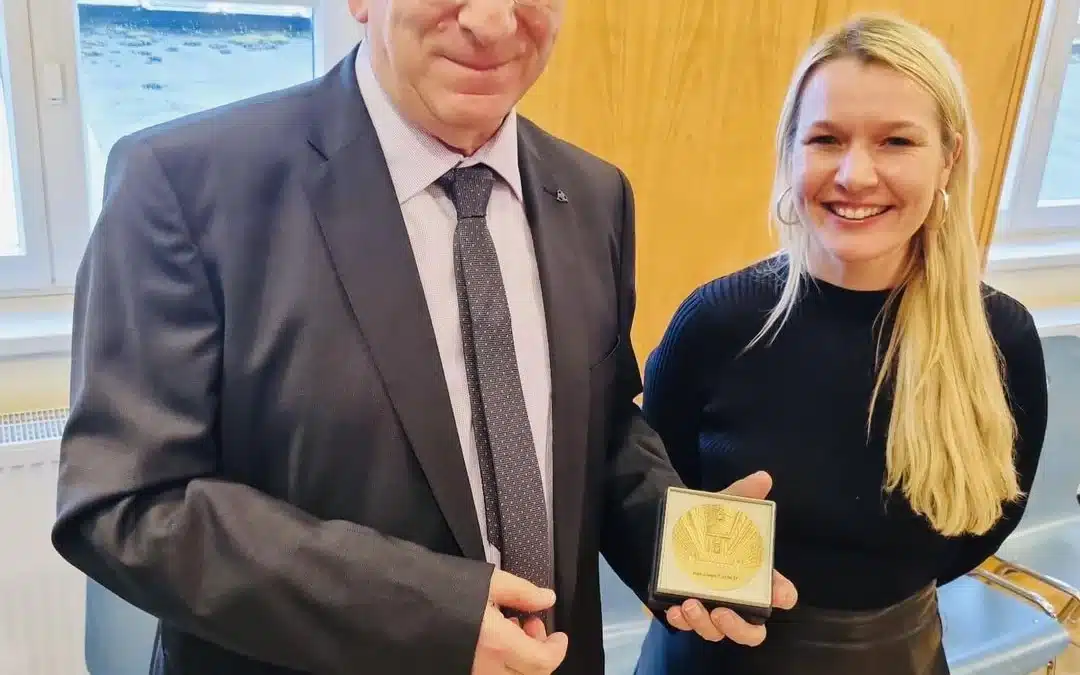 Jean-Joseph Taesch, Maire de Sarrewerden à reçu la médaille du Sénat