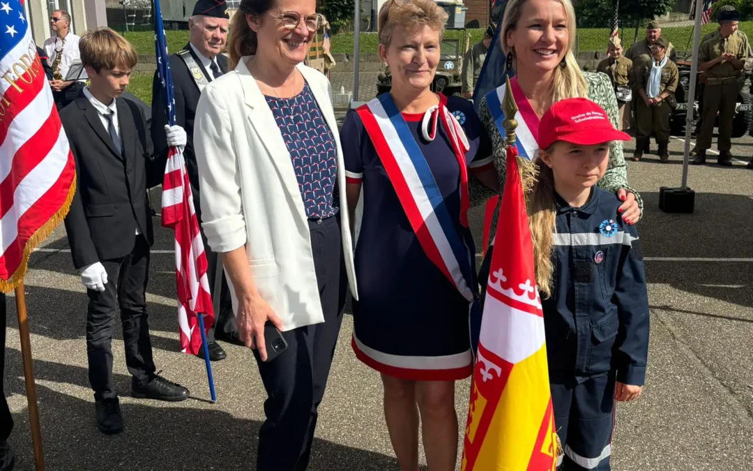 Pose de la borne de Koufra à Breuschwickersheim
